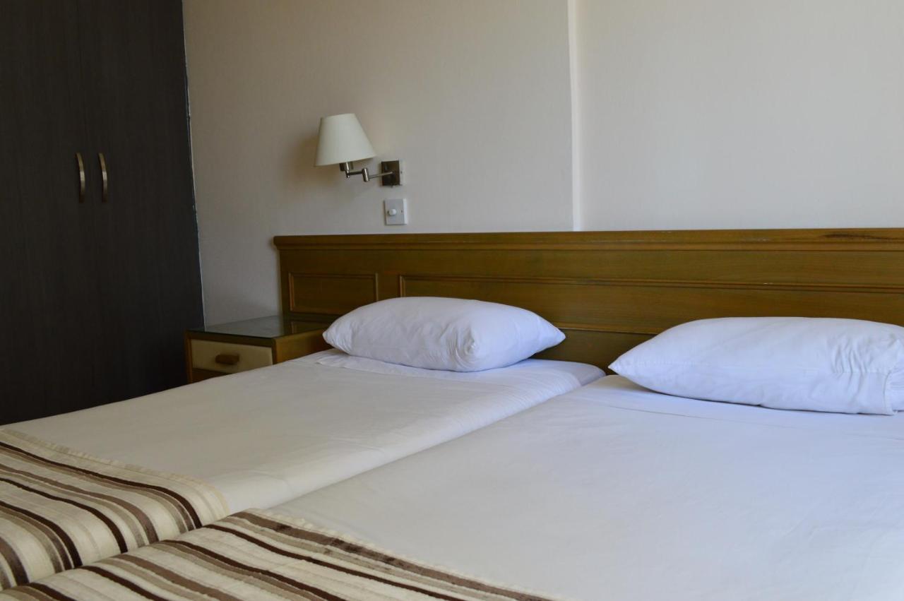 Lordos Hotel Apartments Nikosia Bagian luar foto