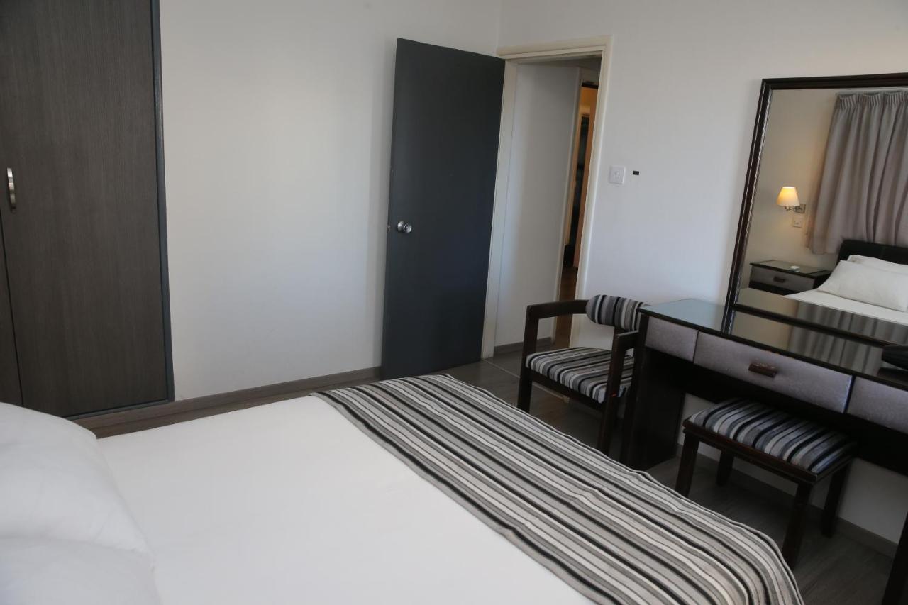 Lordos Hotel Apartments Nikosia Bagian luar foto