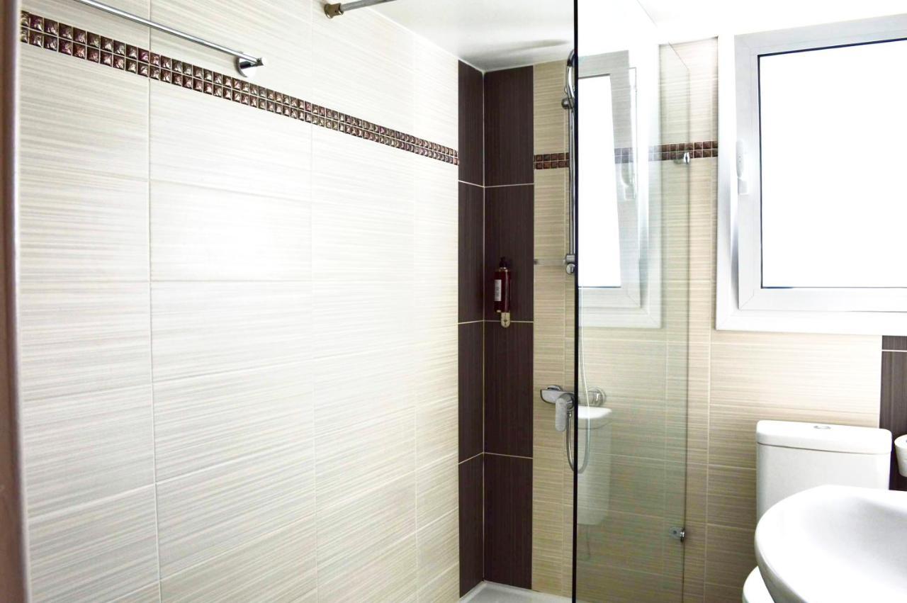 Lordos Hotel Apartments Nikosia Bagian luar foto