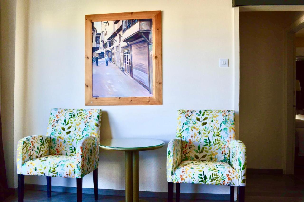 Lordos Hotel Apartments Nikosia Bagian luar foto